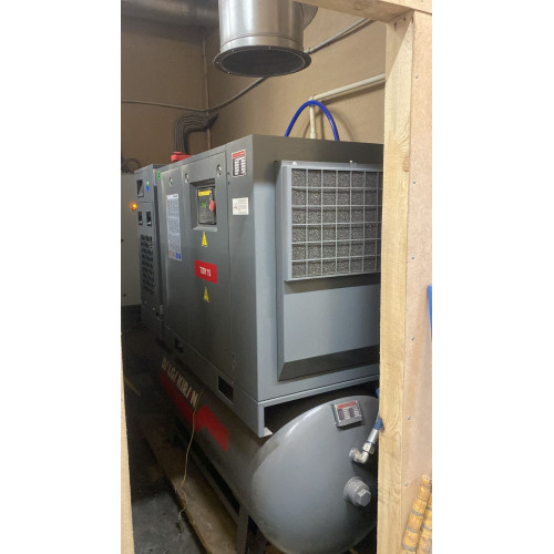 Винтовой компрессор Dalgakiran TIDY 7-13-250D (Compact) (с осушителем)